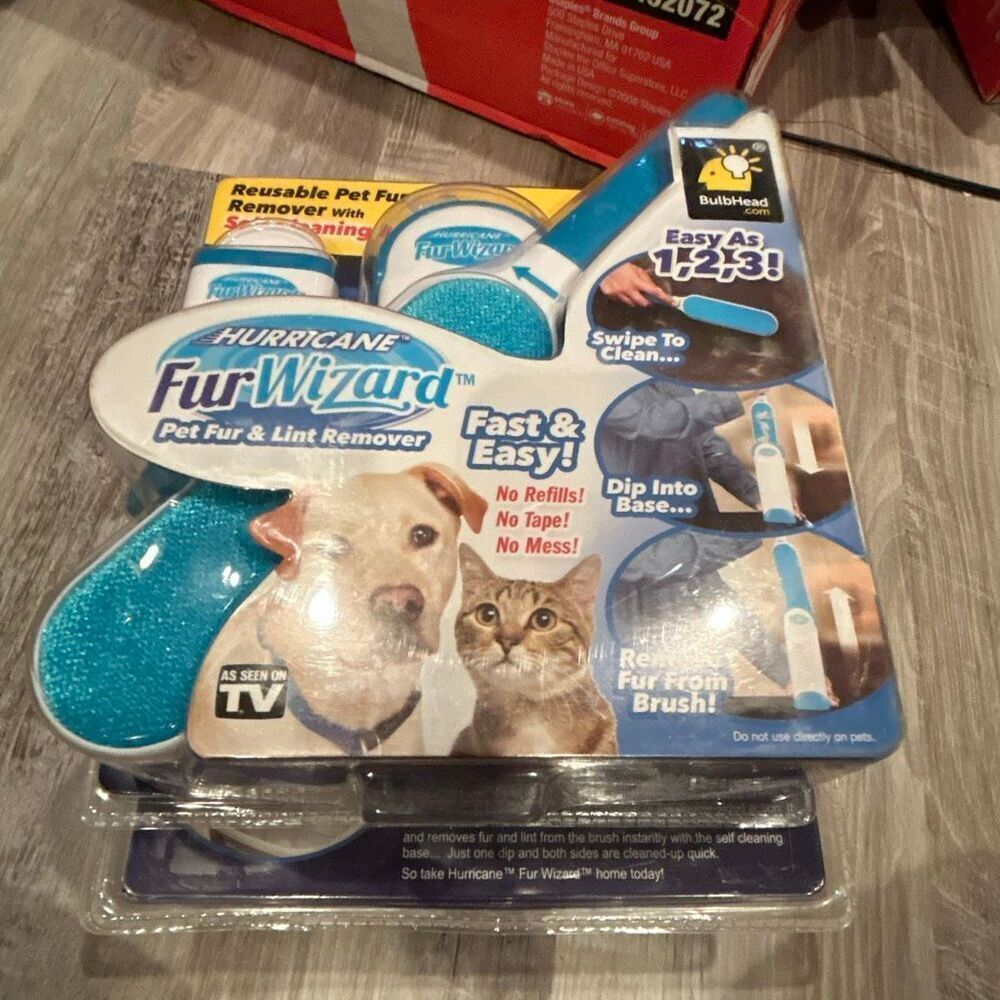 2 sets Fur Wizard New lint Pet Fur and lint removal system for couches etc